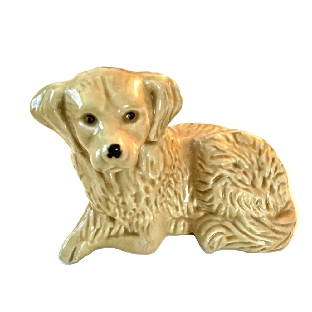 Vintage Porcelain Golden Retriever Figurine #4165